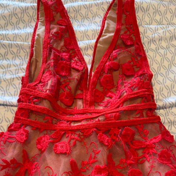 Brand: nadine merabi : color : red size medium - Picture 4 of 7